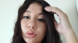 Afrodita Mush young adult cam girl