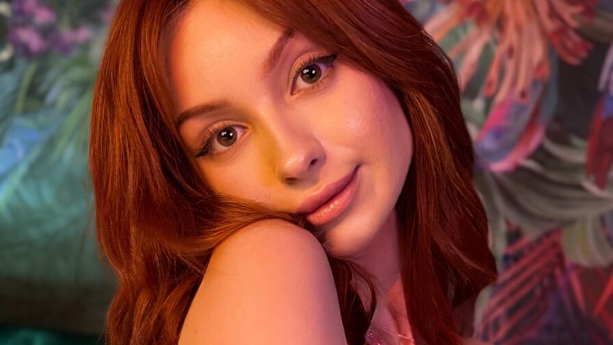 AgataRouth cam model profile profile image