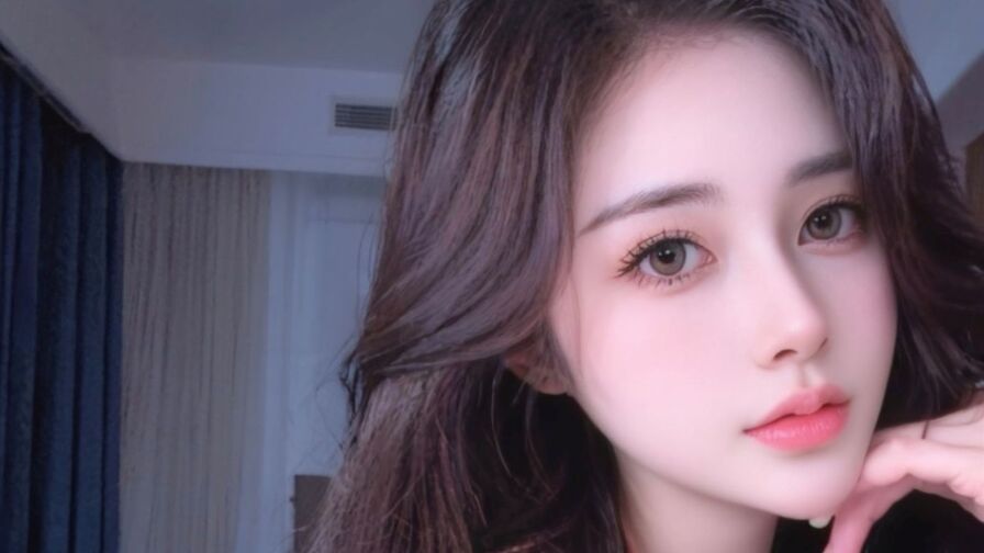 AgelaHui adult webcam model profile image