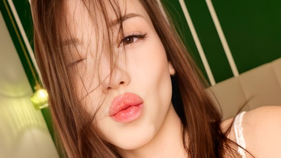 AizaKey webcam cam model profile image