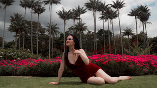 Alana Monett teasing cam preview