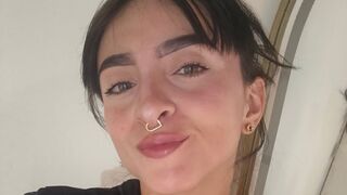 Alanna Abrahams LJ free chat preview