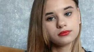 Alanna Coldivar long nails and dildo cam