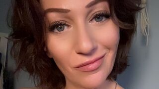 AlessaBee private model chat thumbnail