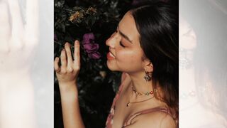AlessiaPearl adult cam model thumbnail