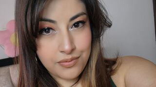 AlexaStylish adult chat room thumbnail