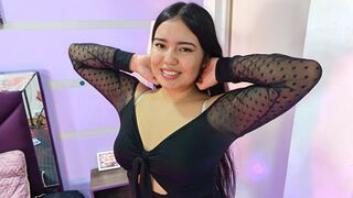 Alice Manfor oil tease show