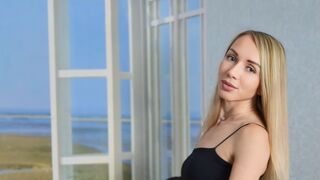 Alisik live webcam performance