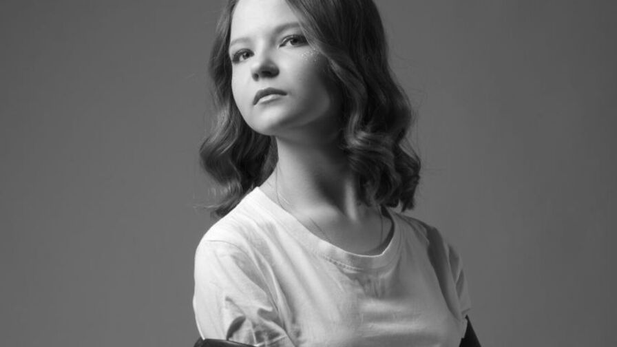 AlissaDelpiano webcam model chat profile image