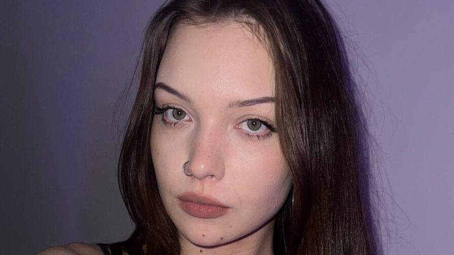 AmilyUiUi cam show profile profile image