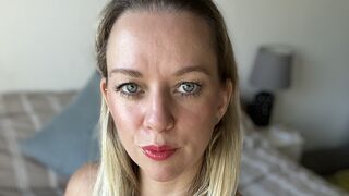 AmindaRobin live cam chat thumbnail