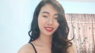 AndreaCapan adult chat room thumbnail