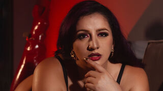Andrea Darwish Asian webcam model