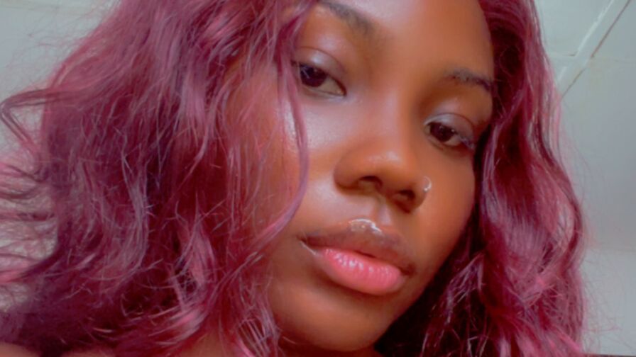 AniMaculey premium cam show profile image