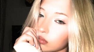 AnjanetteGalpin live cam model thumbnail