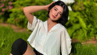 AnneAvelin live cam chat thumbnail