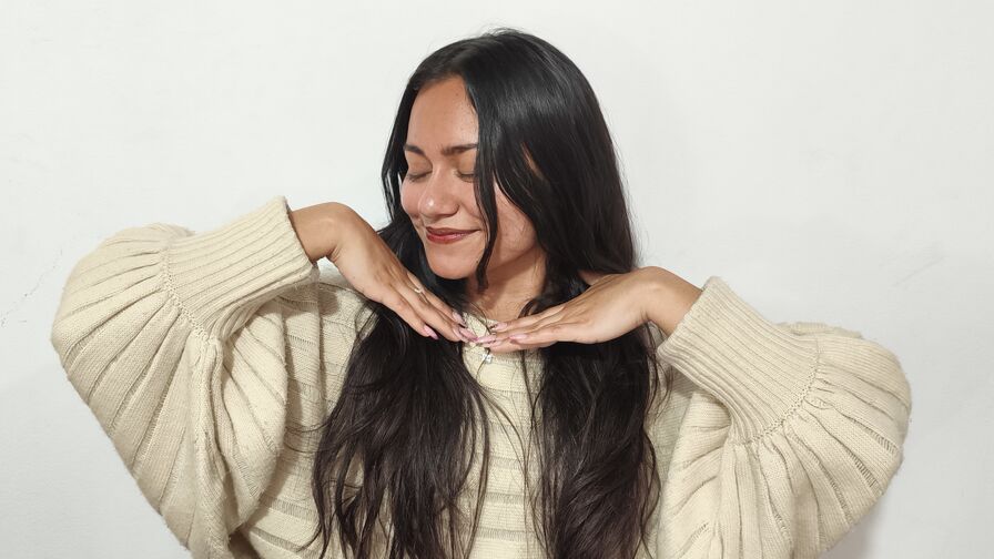 AnnieDove premium cam room profile image