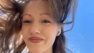 Annika Rodrigez live teen cam