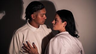 AshleyAndSmitk adult model chat thumbnail