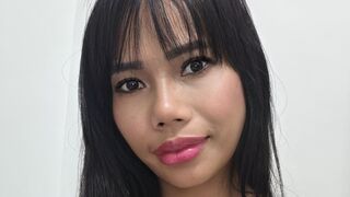 AsianMiaPinay webcam room profile thumbnail
