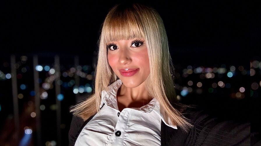 AuroraMonrroe webcam room profile profile image