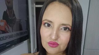 BelenRose adult model chat thumbnail