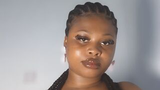 BellaVine online cam room thumbnail
