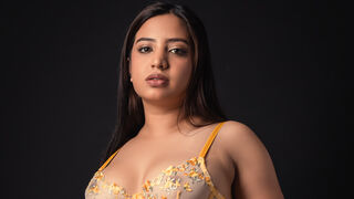 BiancaCruzz live webcam model thumbnail