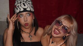 BlueAndAgatha private chat room thumbnail
