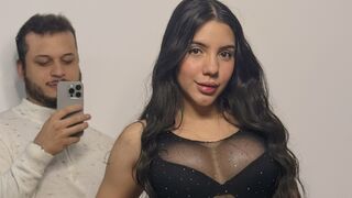 BobandKloe adult cam show thumbnail