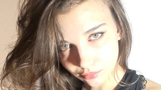 BriandaLudwic adult cam model thumbnail