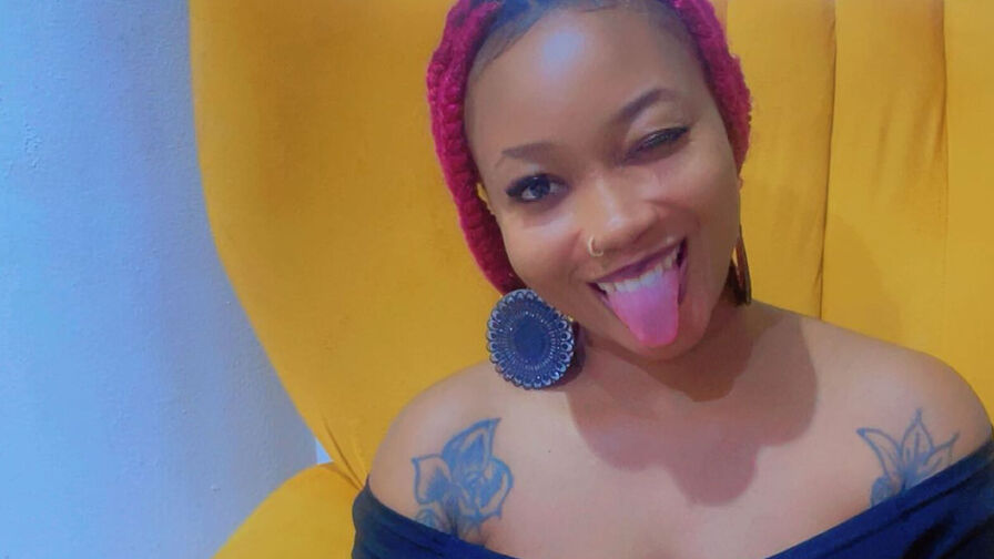 CaliaUduak premium cam show profile image
