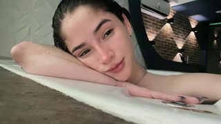 Camila Malkovich femdom humiliation cam