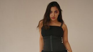 CamilaYoon live cam model thumbnail