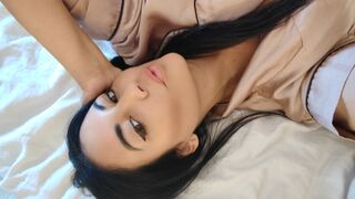 Chasey Chase silky hair webcam girl