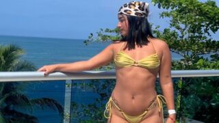 Chloe Lehmann strapon fetish cam