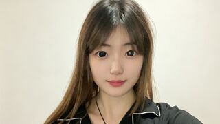 ClaraHui premium model show thumbnail