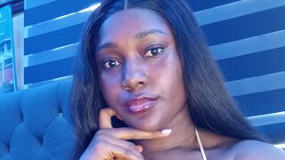 ClaudiaModest cam model profile thumbnail