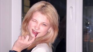 DaisySponholz private cam room thumbnail
