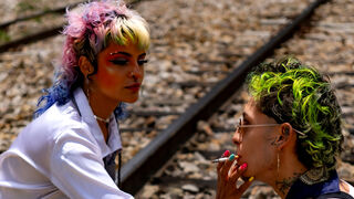 DanAndLila online model chat thumbnail