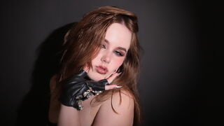 DanaFenix private cam room thumbnail