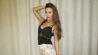 Dana Perez active adult cam model