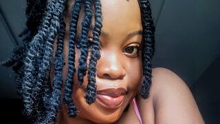 DanielaTarren live model chat thumbnail