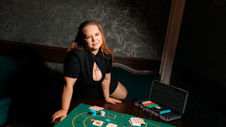Diana Kristol curvy live webcam girl