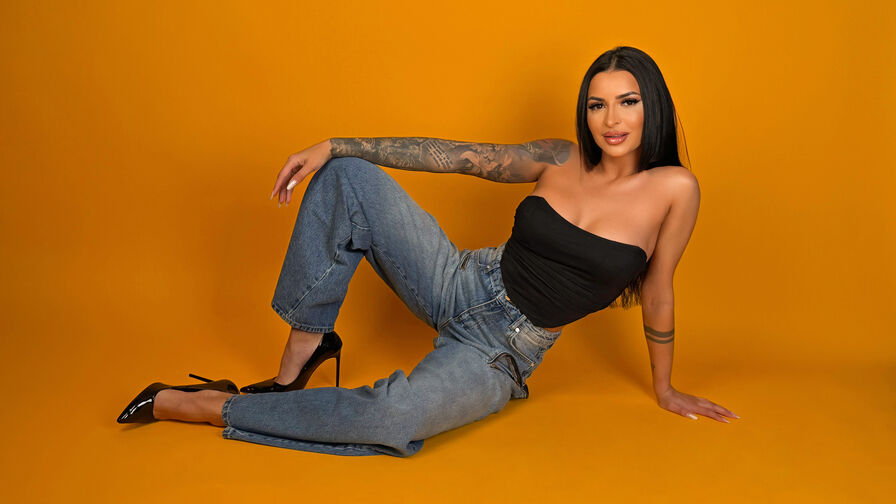 Diane premium live cam profile image
