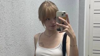 DonetteOkada private model chat thumbnail