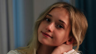 DorisCounsell adult webcam model thumbnail