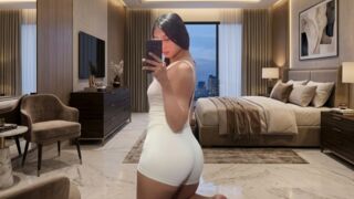 EloiseCrocce private cam room thumbnail