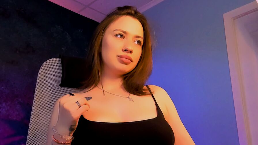 ElsaHansen online stream model profile image