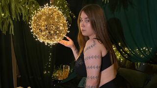 EmilyStrommy private cam show thumbnail